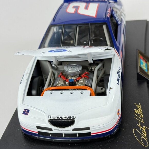 Revell Rusty Wallace 2 Miller Lite 1997 NASCAR Thunderbird Diecast No Back Wheel - Picture 4 of 9